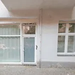 Hip & Beautiful City Apartment